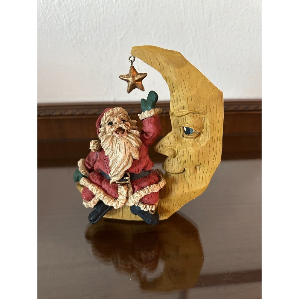 Vintage HOUSE OF LLOYD Christmas Around The World Moon & Santa Figurine‎ Decor